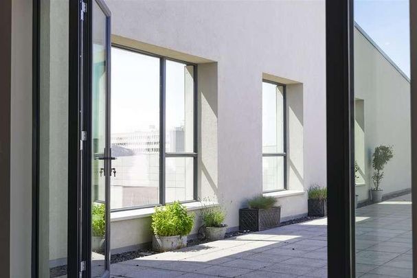 Leapale Lane, Guildford, GU1 - Photo 1