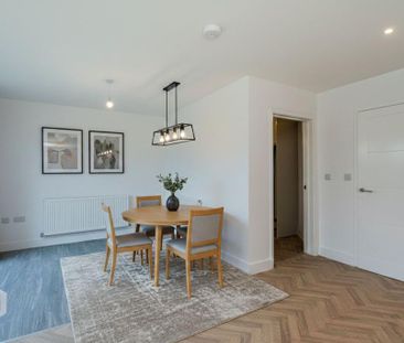 4 bedroom townhouse to rent - Photo 3