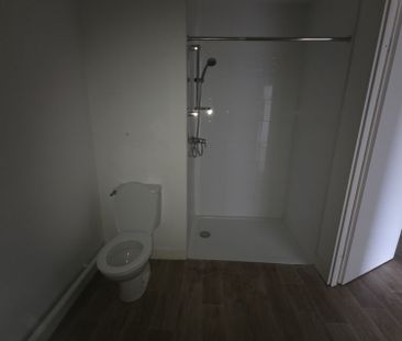 Location Appartement 2 pièces 45m² GRAND COURONNE 76530 - Photo 2