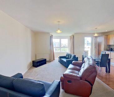 3 bedroom apartment to rent - Photo 3