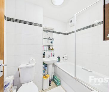 The Oaks, Moormede Crescent, Staines-Upon-Thames,TW18 - Photo 5