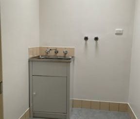 MOVE IN ON MEROPE! - Photo 1