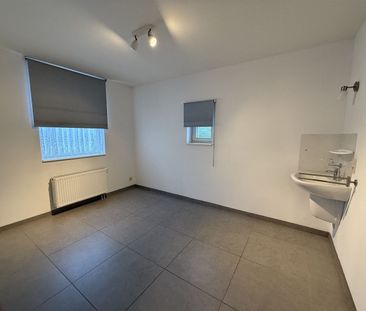 Landelijk gelegen driegevelwoning - Foto 5