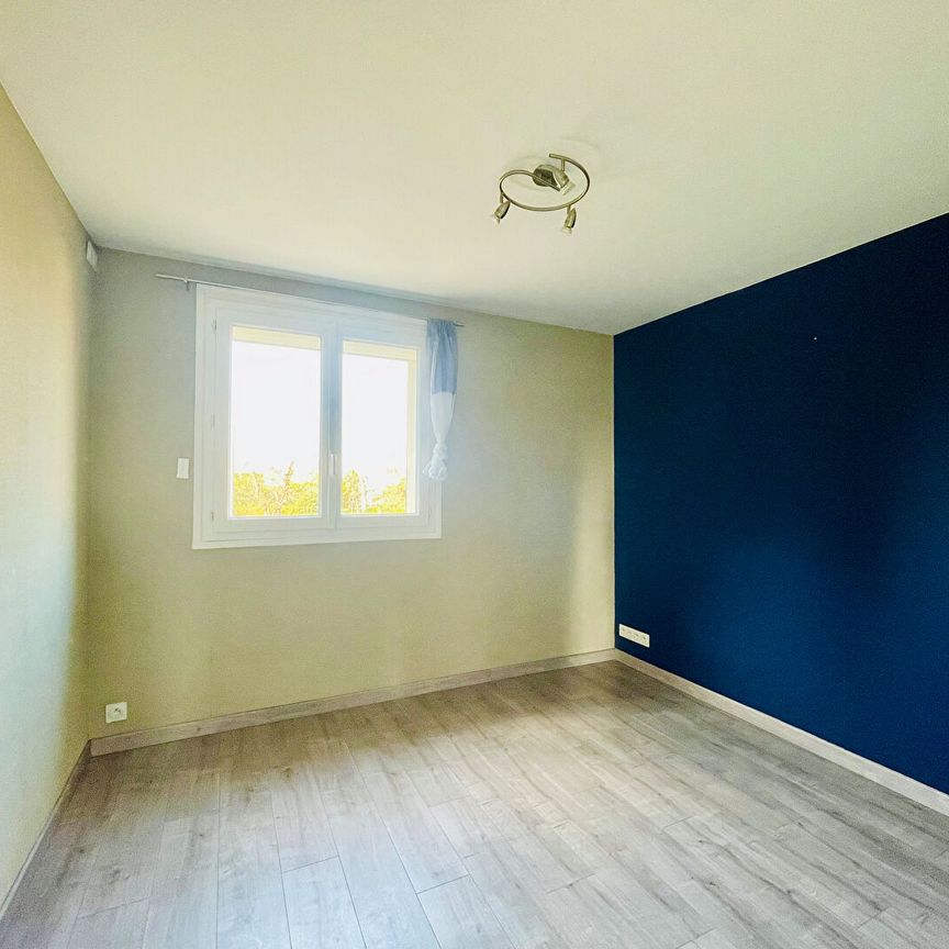 Location Appartement 4 pièces 62m² ROANNE 42300 - Photo 1