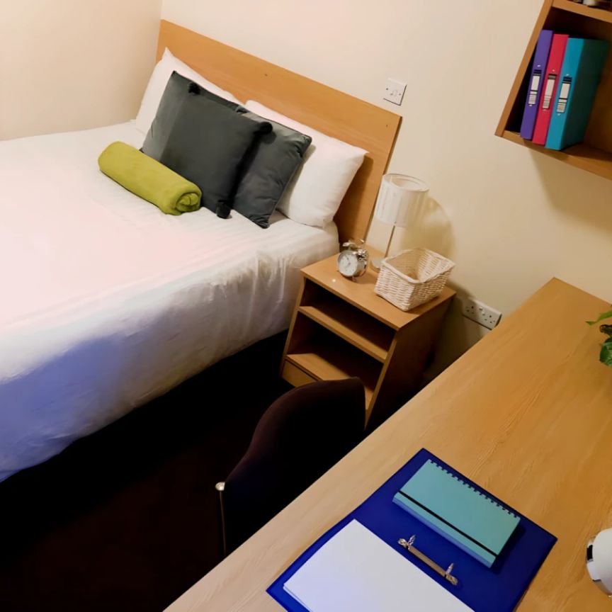 Deluxe En-Suite - Photo 1