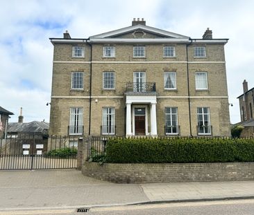 1 bedroom room to rent High Street, Chatteris, PE16 - Photo 2