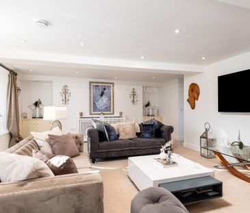 5 bedroom semi-detached house to rent - Photo 1