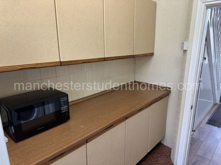 Pine Grove, Manchester, M14 5QG - Photo 2