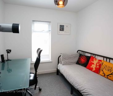 24 Melrose Avenue, Belfast, BT5 5JD - Photo 4