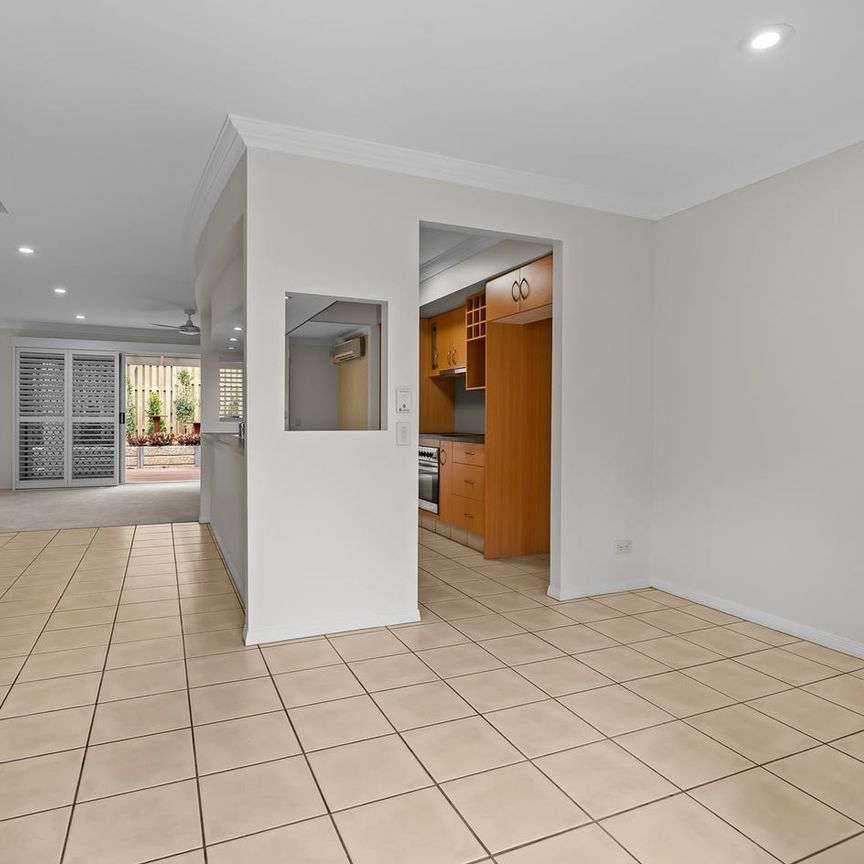 Modern 3-Bedroom Townhouse in Cambridge Heights Estate - Photo 1