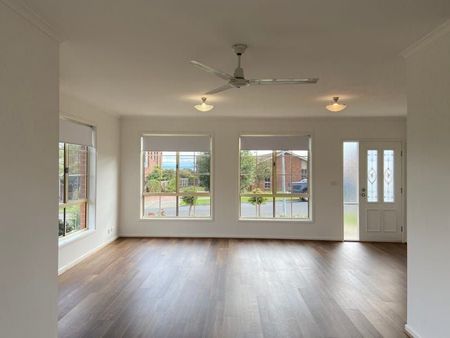 Spacious And Bright Unit! - Photo 3