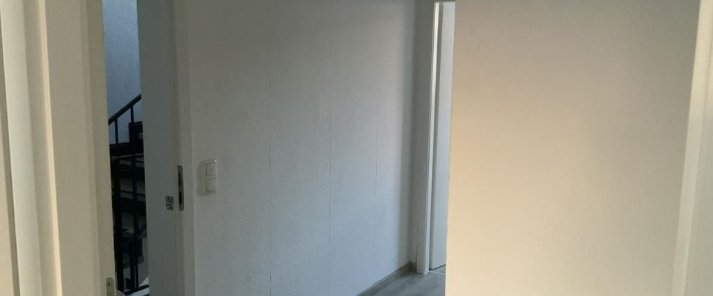 Helle 2-Zimmer Etagenwohnung mit Balkon für bis zu 2 Personen - Photo 1