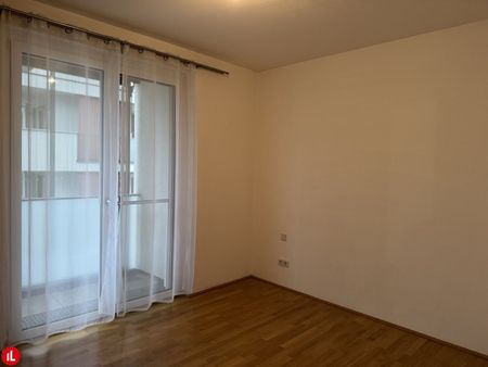 2 Zimmer mit riesen Loggia - traumhaft!! - Photo 3