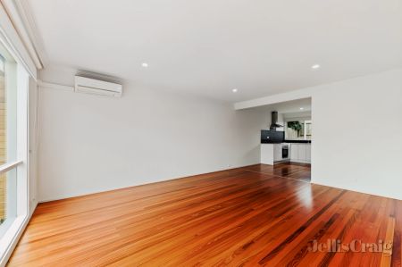 2 Bed, 1 Bath - Photo 2