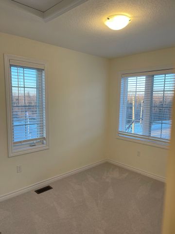 For Lease - 88 Decorso Drive Unit# 20, Guelph, Ontario - Photo 3