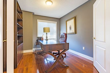 For Lease - 2472 Upper Valley Crescent, Oakville, Ontario - Photo 3