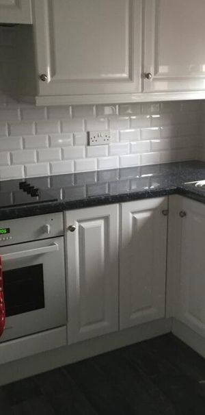 27 Thomas Street, Carrickfergus, BT38 8AL - Photo 1