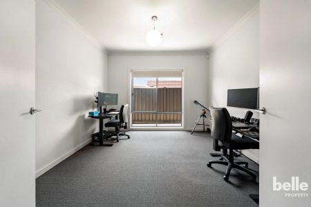 Modern Comfort Meets Convenience - Photo 2