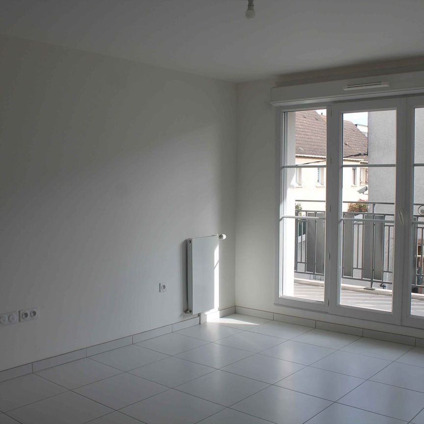 2 pièces - 44 m² - 1er étage - Colocation non autorisée - Photo 1