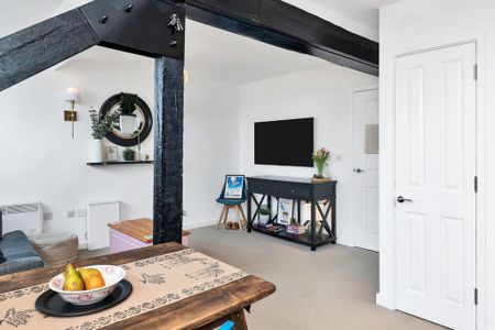 2 bedroom flat to rent - Photo 3