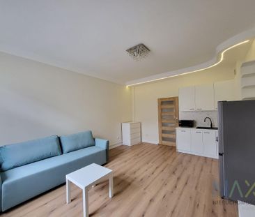 Bezczynszowe 2 pok , świeżo po remoncie, ul. Kazimierza Wielkiego - Photo 1