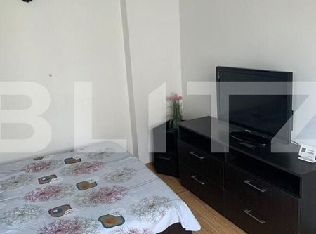 Apartament cu 2 camere, 28 mp, curte, AC, zona Centrala - Photo 4