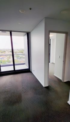 1 bed 1 bath - Photo 1