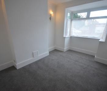 3 bedroom Terraced House To Let - Photo 5
