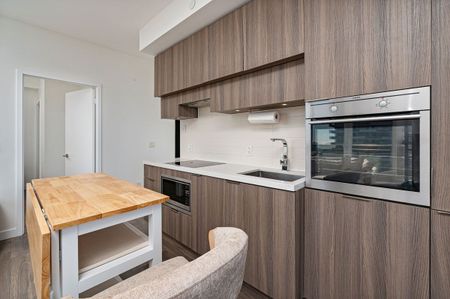 For Lease - 8 Eglinton Avenue Unit# 4211, Toronto, Ontario - Photo 4