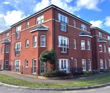 George Roche Road, Canterbury, CT1 3FG, Kent - Photo 2