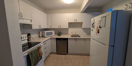 BEAU 4½ | FLEURIMONT |JUILLET - Photo 3