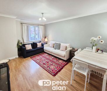 Orangery Walk, NEWPORT - Photo 2