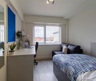 Dover Street Apartments - Standard Ensuite - Photo 6