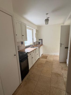 3 bedroom barn conversion to rent - Photo 1