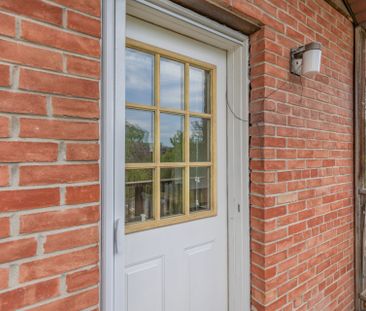 For Lease - 148 Rusholme Road Unit# basement, Toronto, Ontario - Photo 1