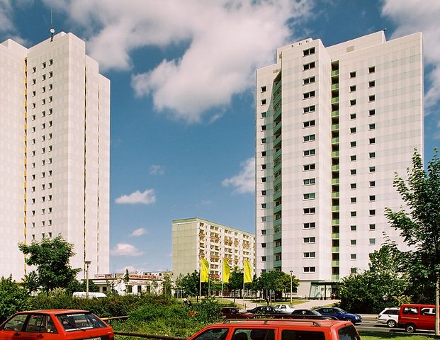 Falkenberger Chaussee 91, 13059 Berlin - Photo 1