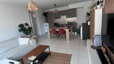 Appartement F4 avec terrasse et stationnement - Résidence LES JARDINS SUSPENDUS - Photo 2