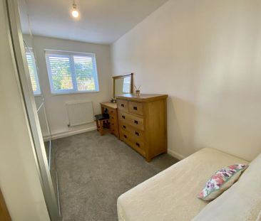 3 bedroom detached bungalow to rent - Photo 5