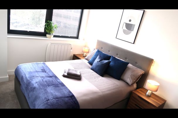 1 Bed Flat, Alexander House, M16 - Photo 1