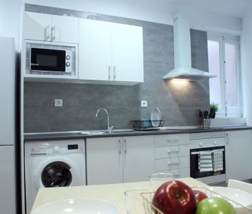 Cozy room in Lavapiés neighborhood - Photo 1