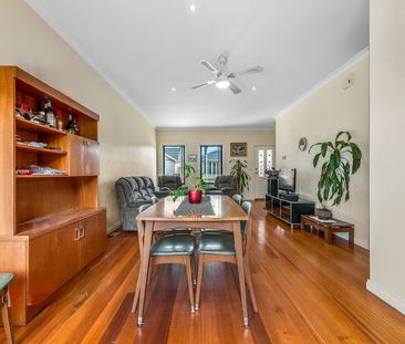 14 Jeanette Street, Clayton South VIC 3169 - House For Rent | Domain - Photo 5