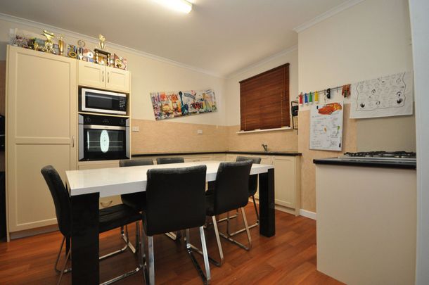 COZY HOME - Photo 1