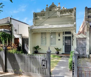 Charming Thornbury Home in a Prime Lifestyle Location - Photo 6