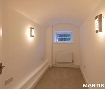 3 bedroom flat to rent - Photo 5