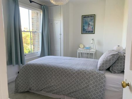 2 bedroom apartment to rent - Photo 4