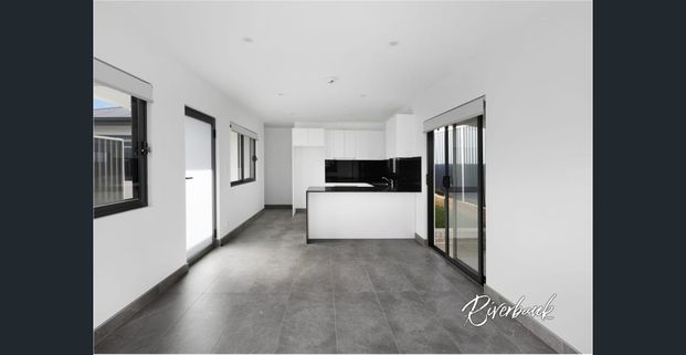 Modern Living - Photo 1