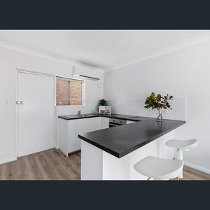 Charming Unit, Leafy Toorak Gardens! - Photo 2