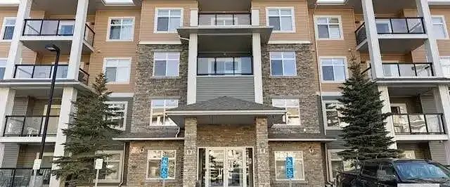 Cozy 2 bedroom 2 bathroom condo/close to many amenities | 136 - 11603 Ellerslie Road SW, Edmonton - Photo 1