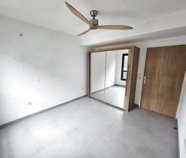 Location Appartement 3 pièces 62m² ST PIERRE 97410 - Photo 1
