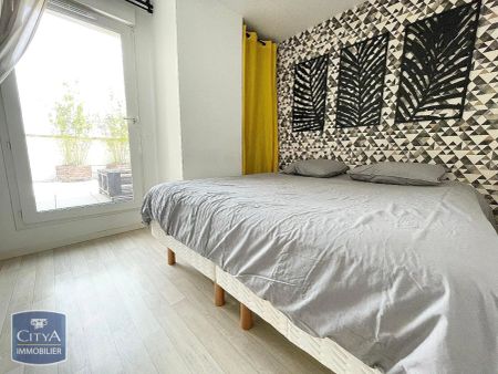 Appartement à louer 4 pièces 78.8m² - Photo 3